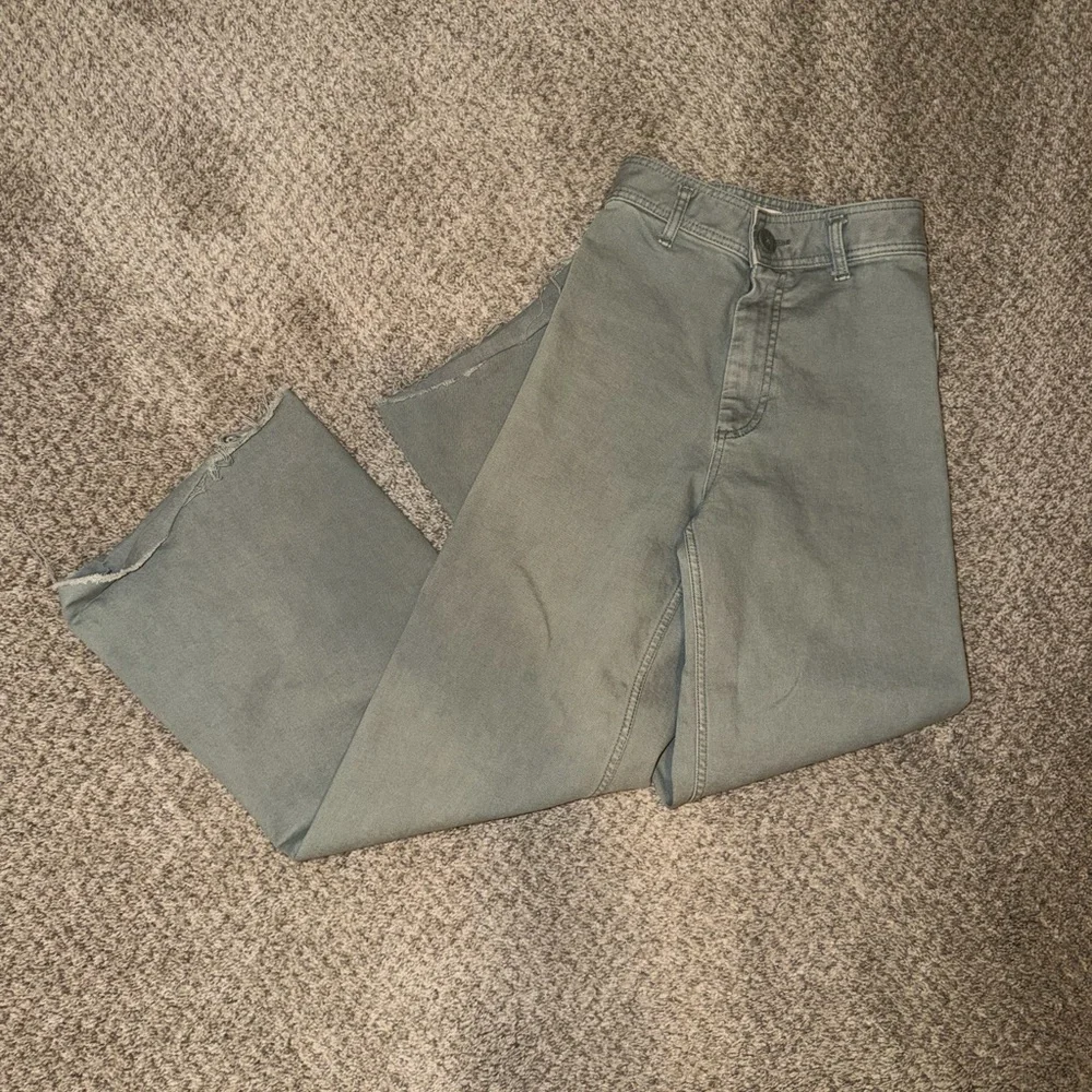 ZARA Olive Green High Rise Wide Leg Cropped Jeans Raw Hem Size 2 - Picture 8 of 10
